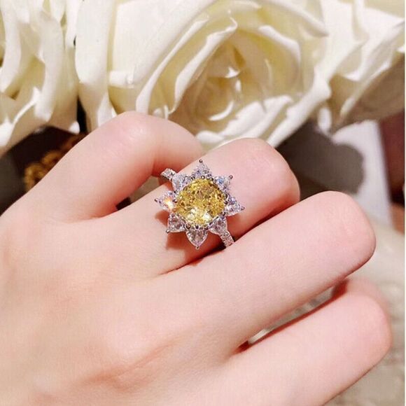 🌻 Sterling Silver Sparkling Canary Yellow Cz Diamond Sunflower Ring - Picture 3 of 16